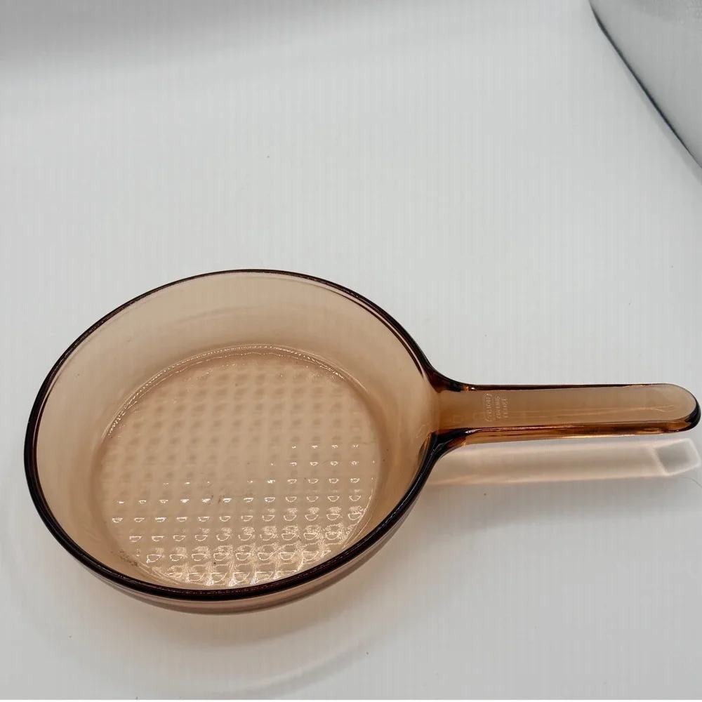 Vision Corning France 7 Inch Amber Glass Skillet V-7-B Waffle Bottom Vintage Pan